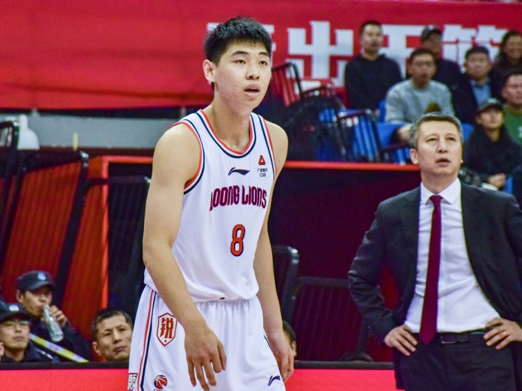崔永熙：为宏远效力是我小时候的梦想 感谢郭导和龙狮俱乐部支持缩略图